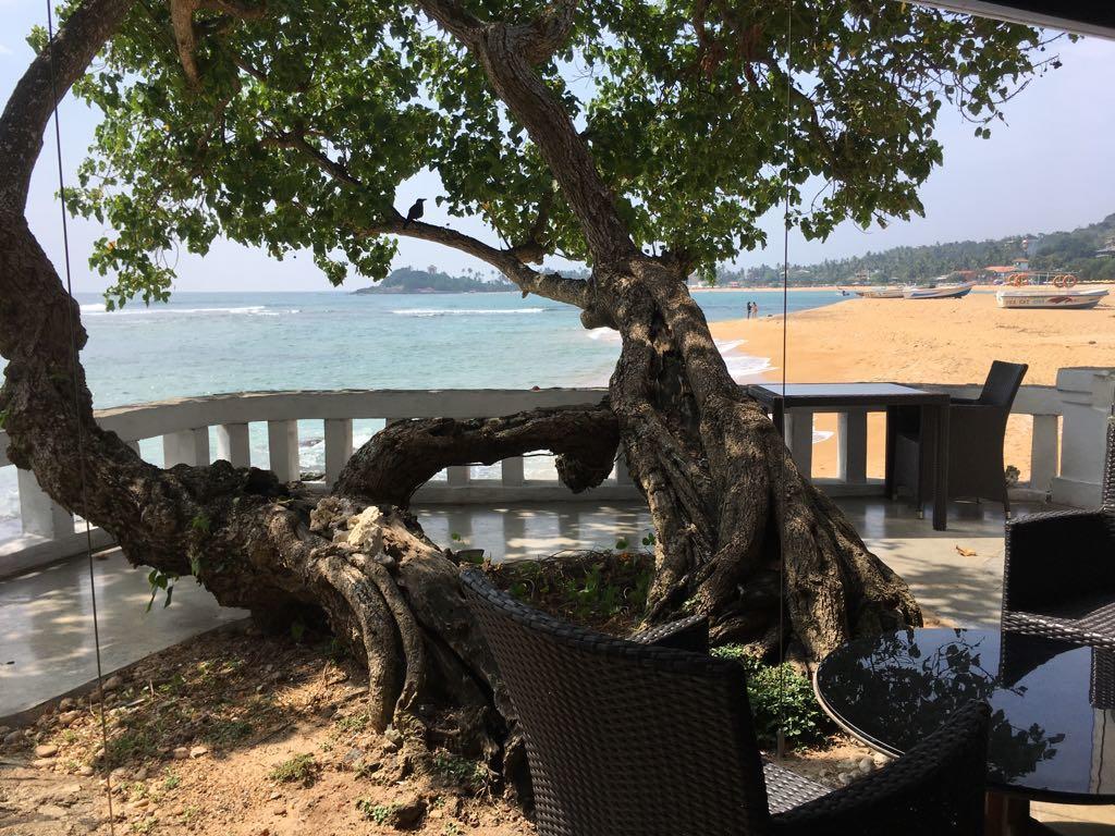 אונה ואטונה Sun N Sea Hotel מראה חיצוני תמונה